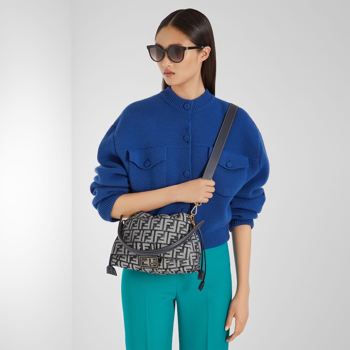 FENDI Mamma Baguette Medium Dark blue denim-effect FF jacquard bag - Image 7